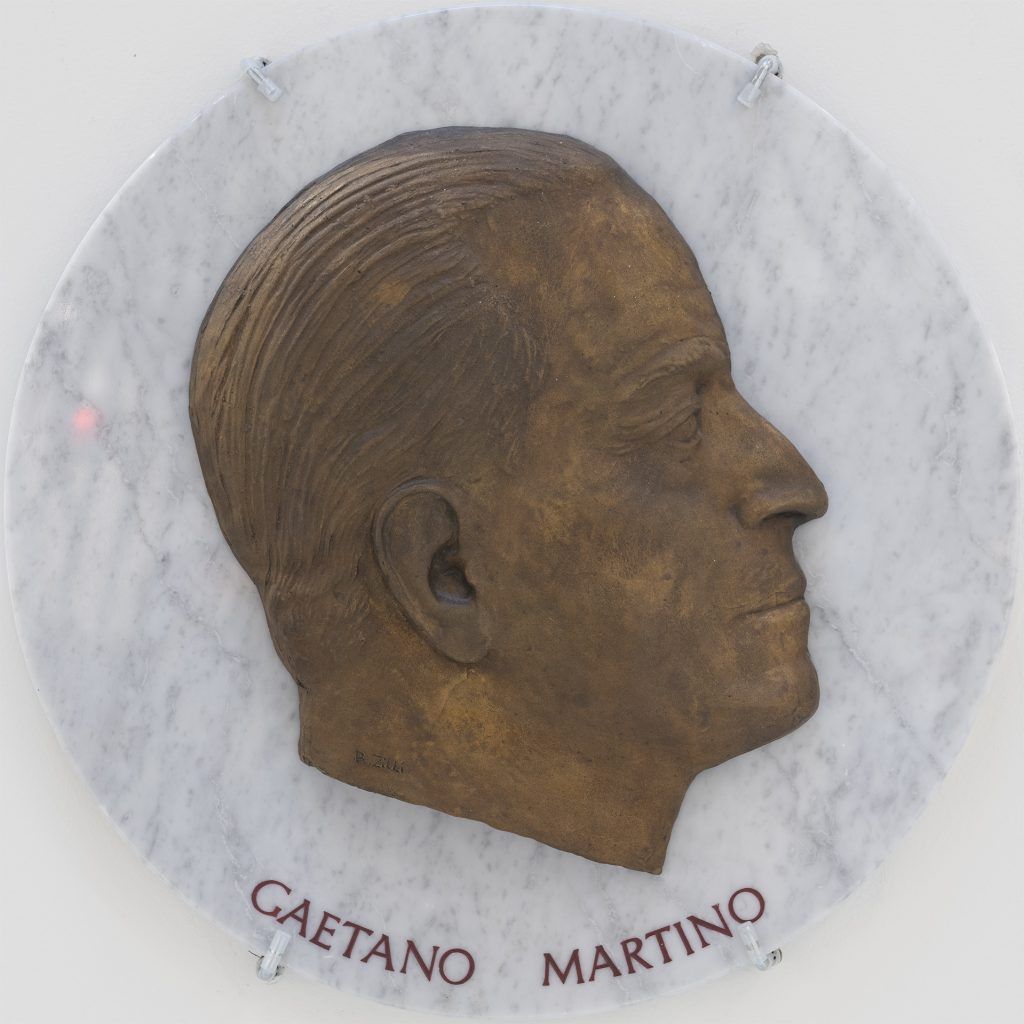 Portráid Gaetano Martino